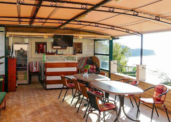 Appartement Amazing In *